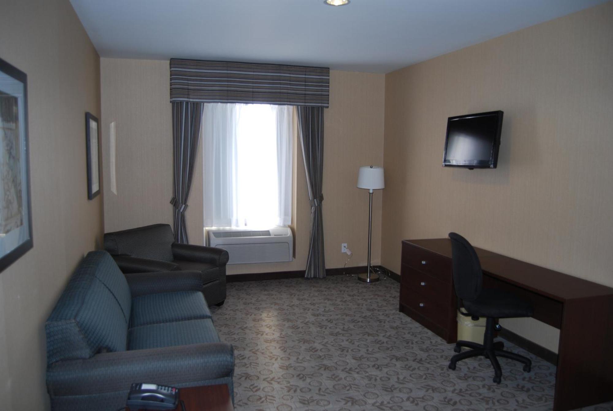 Days Inn By Wyndham Brampton Buitenkant foto