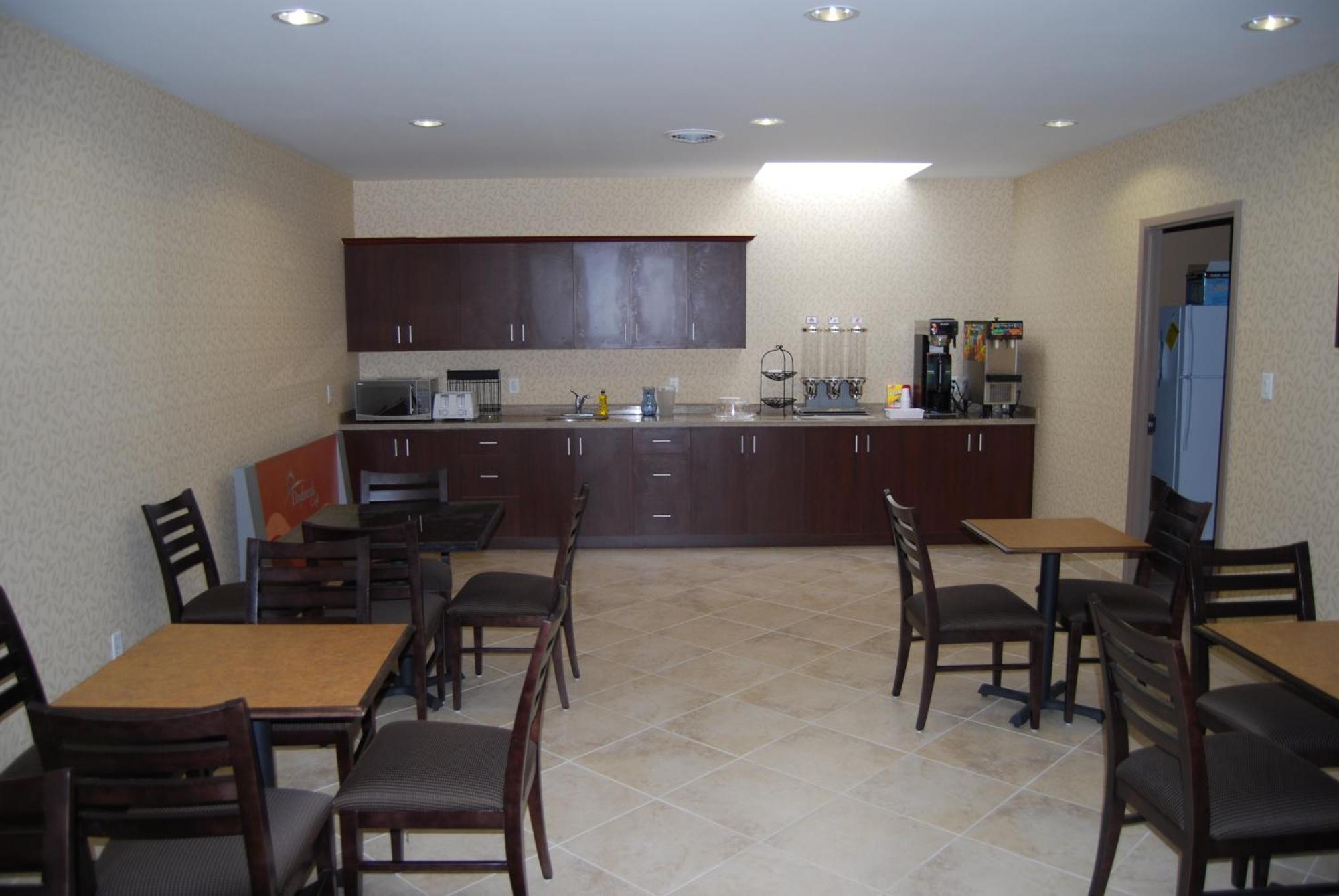 Days Inn By Wyndham Brampton Buitenkant foto